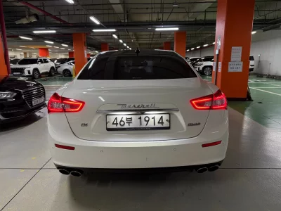 Maserati GHIBLI