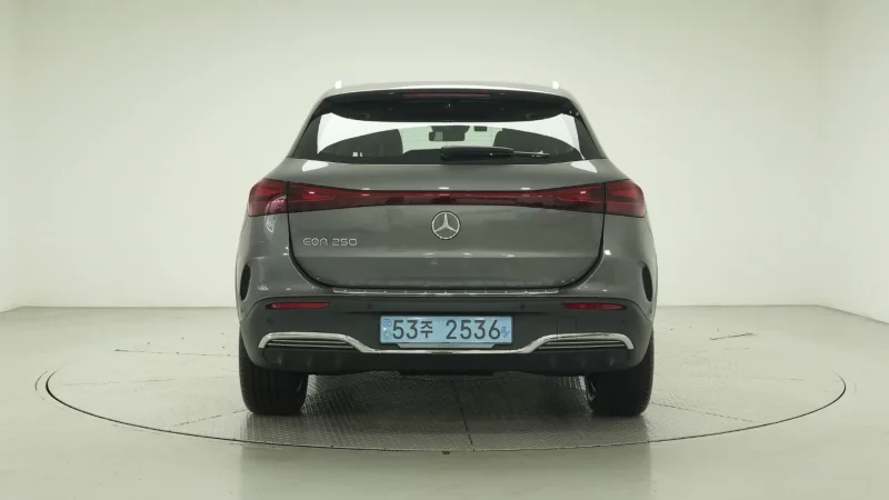 Mercedes-Benz EQA