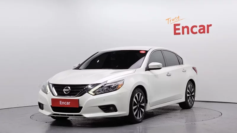 Nissan Altima