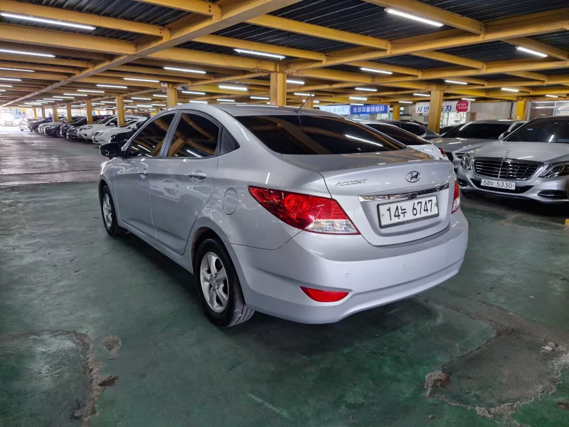 Hyundai Accent