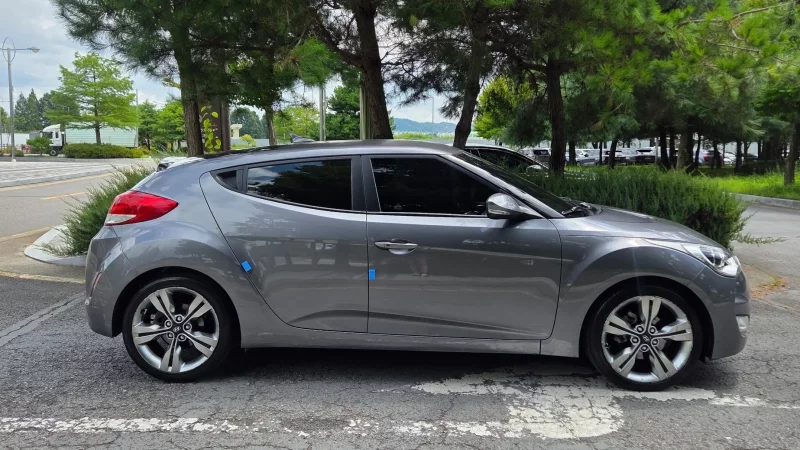 Hyundai Veloster