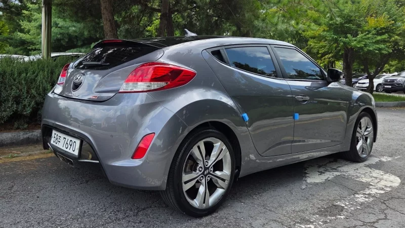 Hyundai Veloster