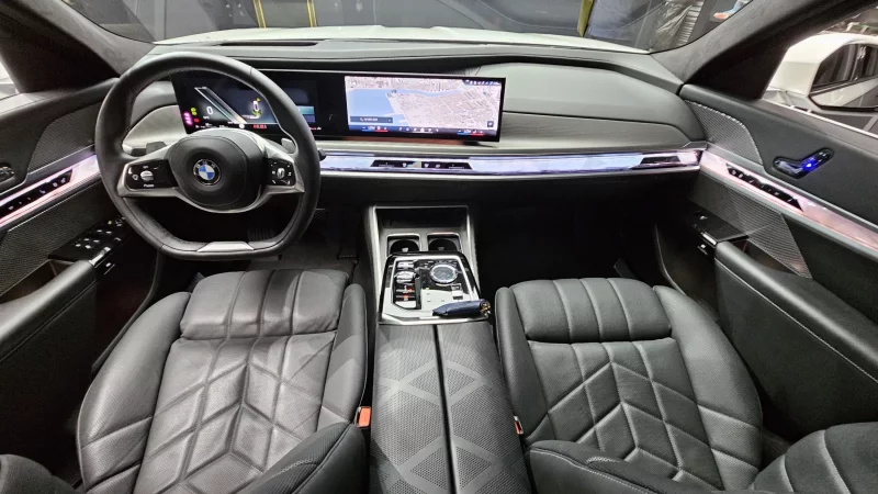 BMW 7-Series
