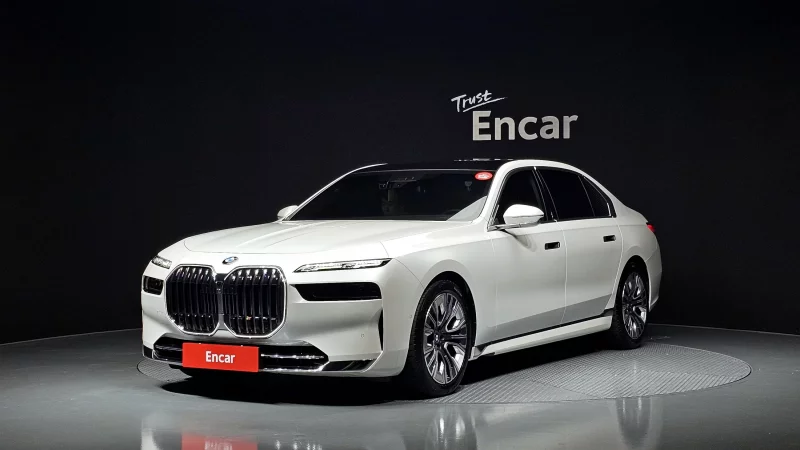 BMW 7-Series