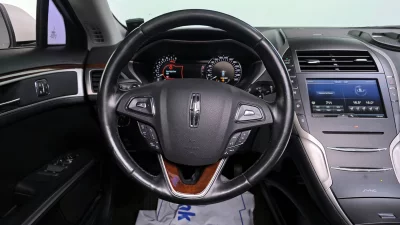 Lincoln MKZ