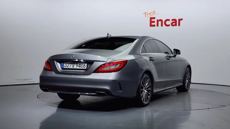 Mercedes-Benz CLS-Class