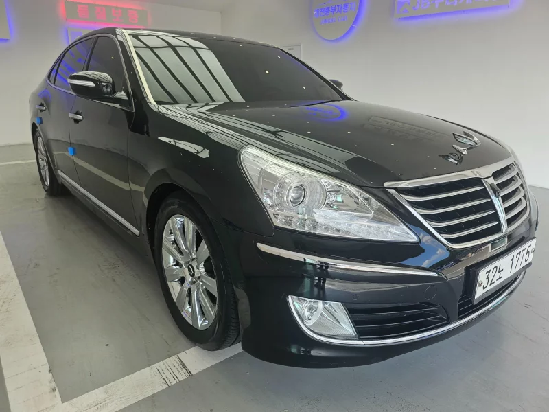 Hyundai Equus