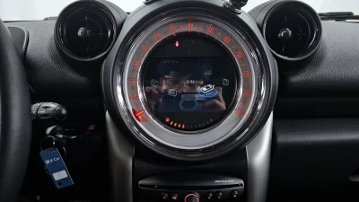 MINI Paceman
