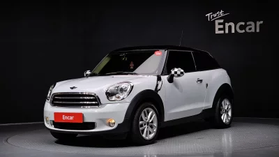 MINI Paceman