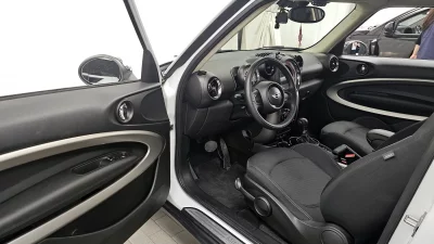 MINI Paceman