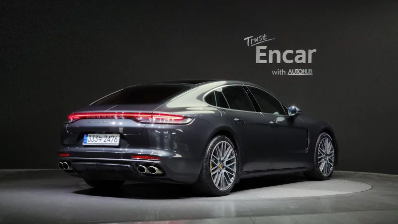 Porsche PANAMERA