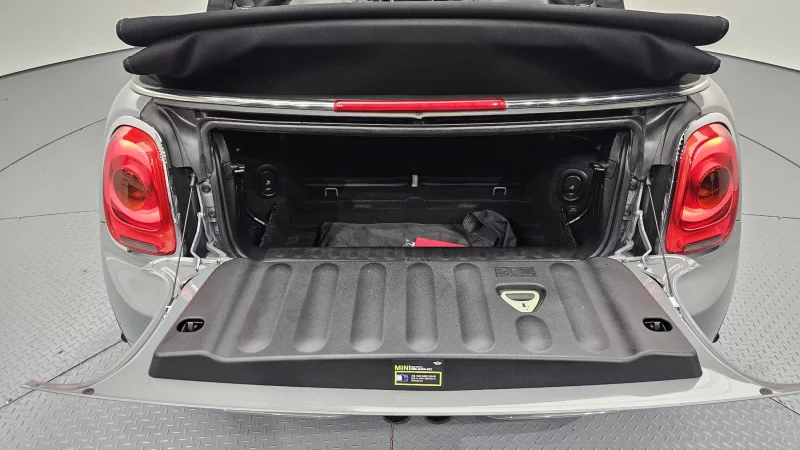 MINI Cooper Convertible