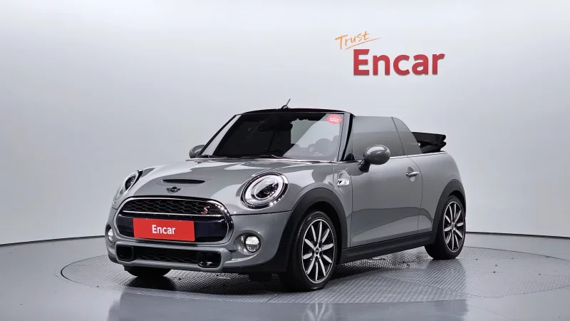 MINI Cooper Convertible