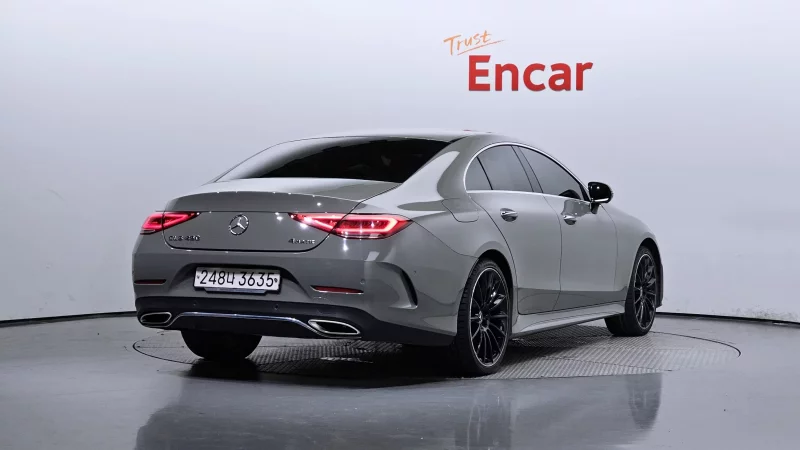 Mercedes-Benz CLS-Class