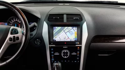 Ford EXPLORER