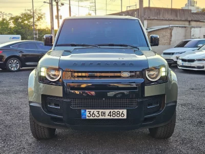 Land Rover DEFENDER