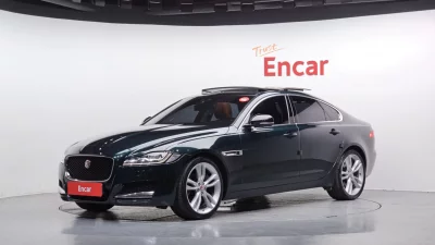 Jaguar XF