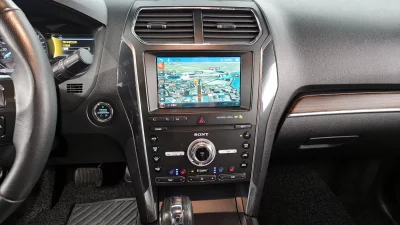 Ford EXPLORER