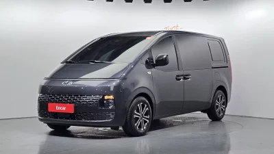 Hyundai Staria