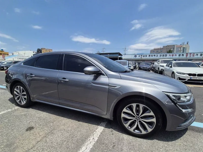 Renault Samsung SM6