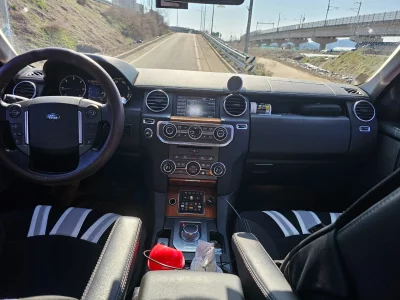Land Rover DISCOVERY