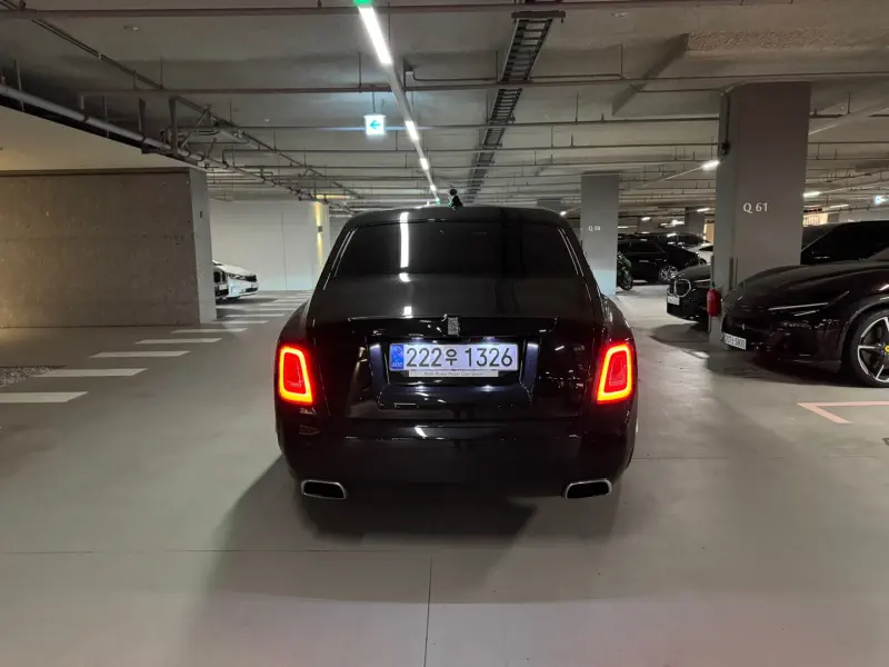 Rolls-Royce PHANTOM