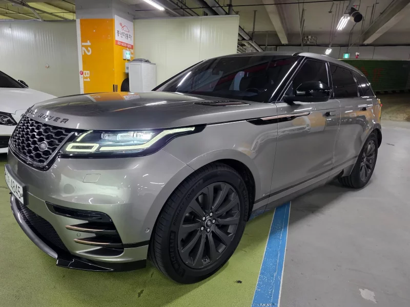 Land Rover RANGE ROVER VELAR