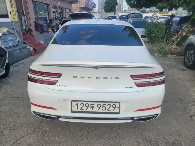 Genesis G80