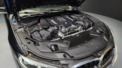 BMW 8-Series