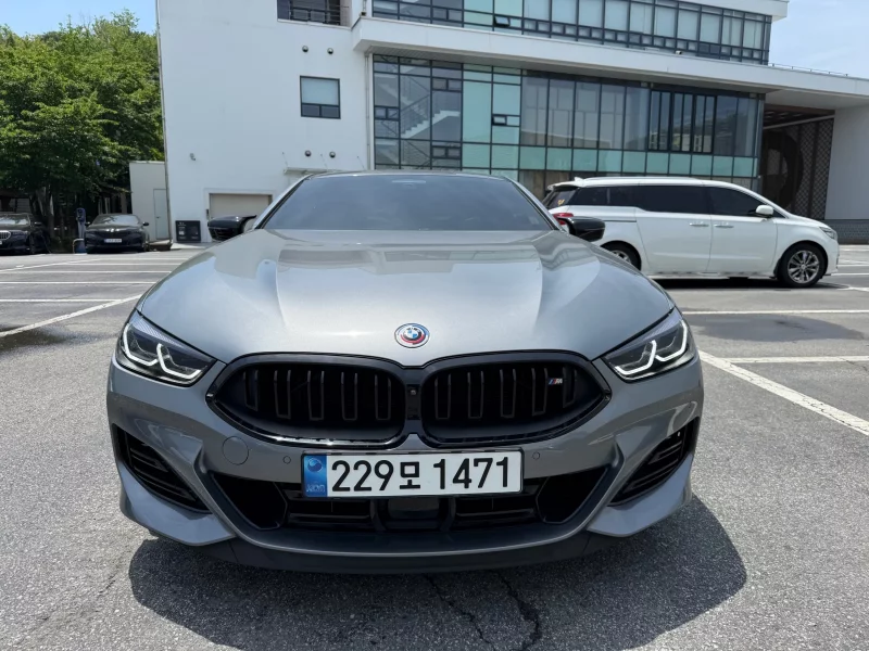 BMW 8-Series