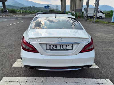 Mercedes-Benz CLS-Class