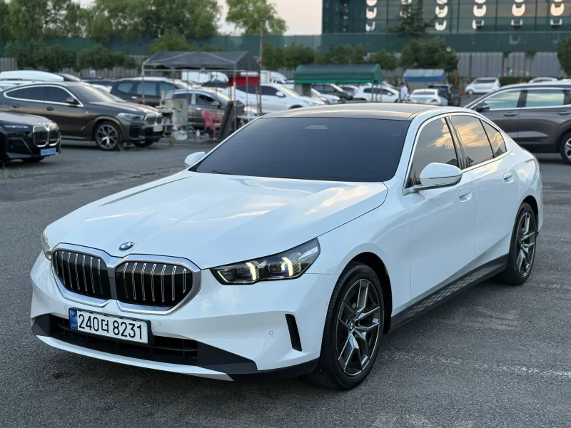 BMW 5-Series