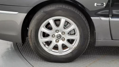 Kia OPIRUS