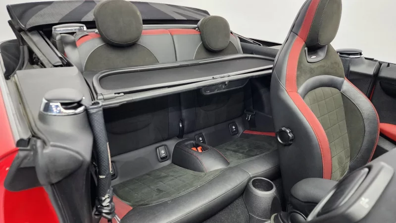 MINI Cooper Convertible