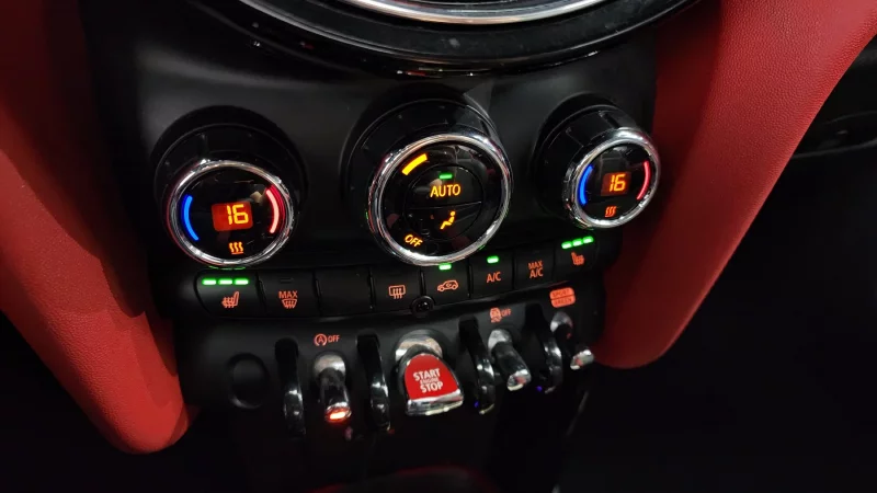 MINI Cooper Convertible