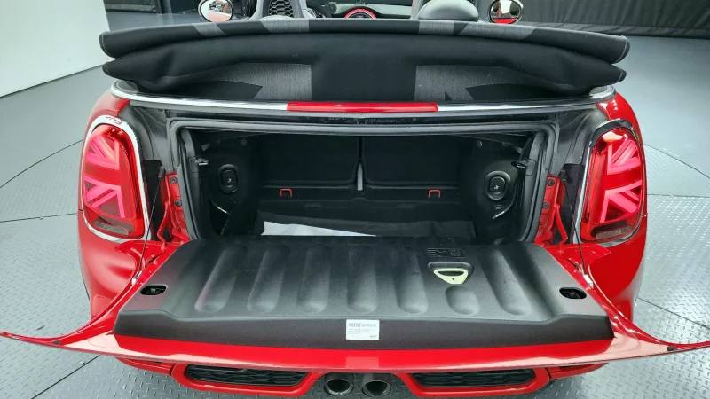 MINI Cooper Convertible