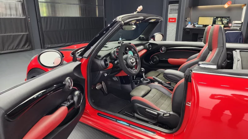 MINI Cooper Convertible