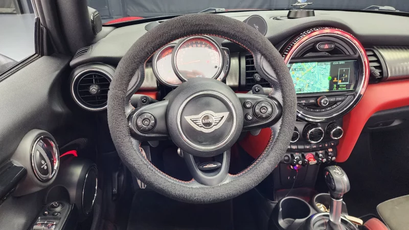 MINI Cooper Convertible