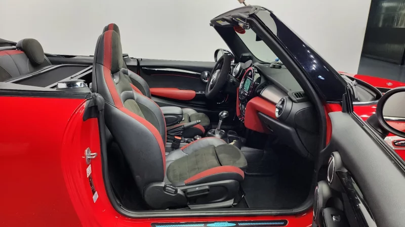 MINI Cooper Convertible