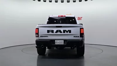 Dodge Ram Pick Up