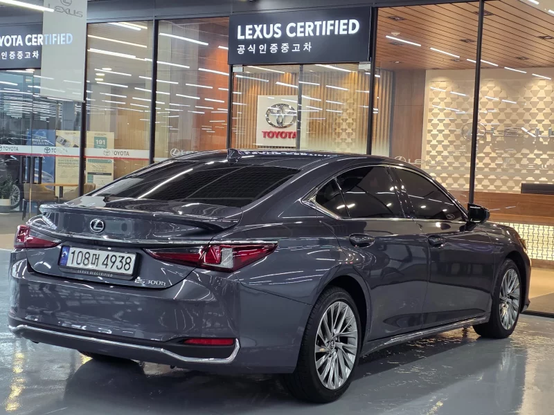Lexus ES300h