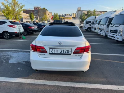 Lexus ES