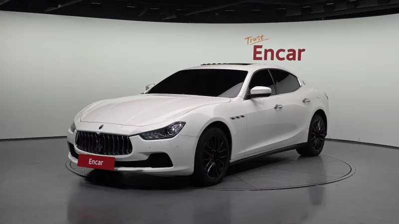 Maserati GHIBLI