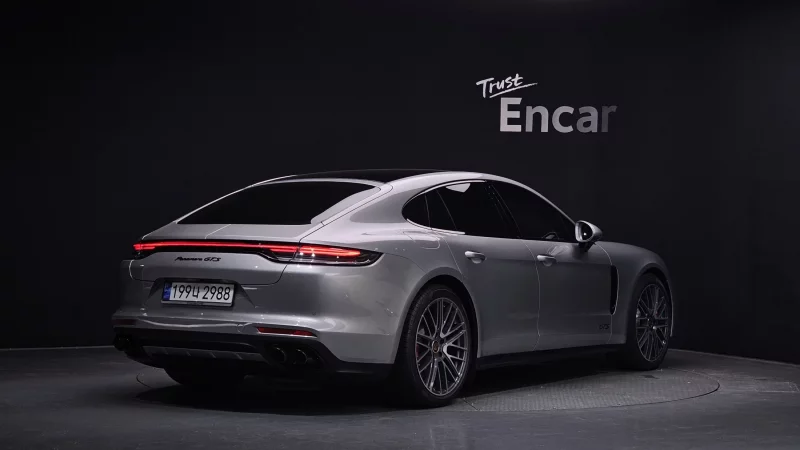 Porsche PANAMERA