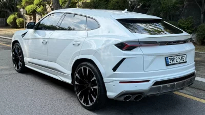 Lamborghini URUS