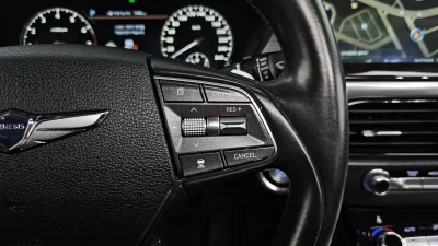 Genesis EQ900