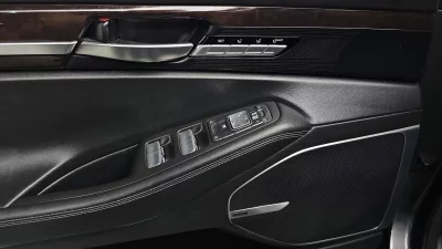 Genesis EQ900