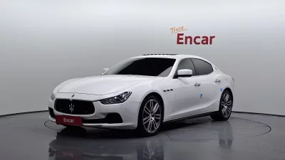 Maserati GHIBLI