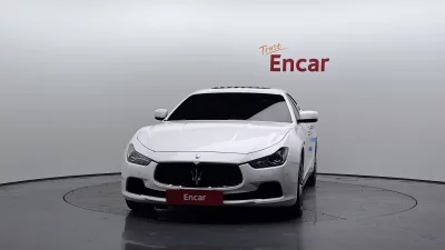 Maserati GHIBLI