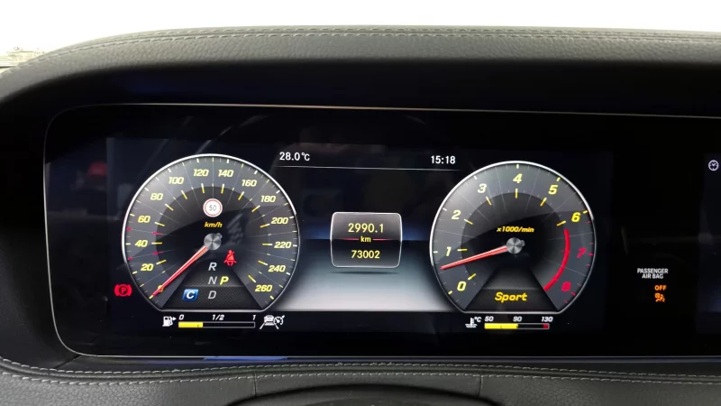 Mercedes-Benz S-Class